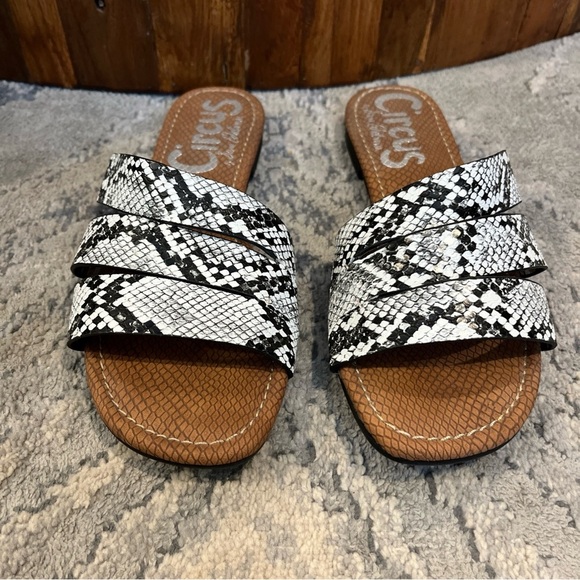 SAM EDELMAN Circus Brianna Snake Print Sandals Size 8 - Picture 1 of 7